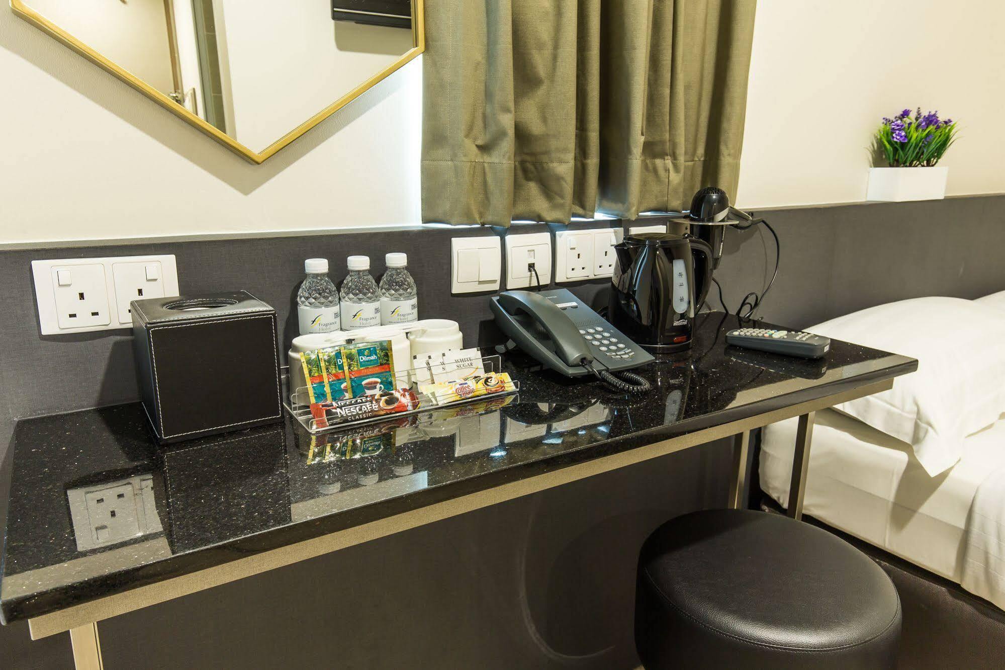 Ibis Budget Singapore Emerald Eksteriør bilde